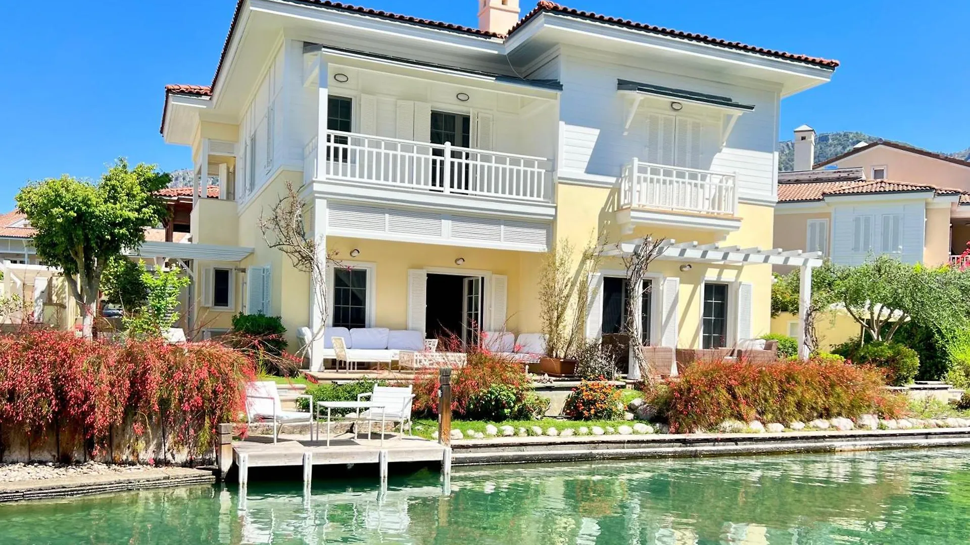 Portville 120 Stunning Corner Villa In Portville W/Canal Access In Gocek contacts