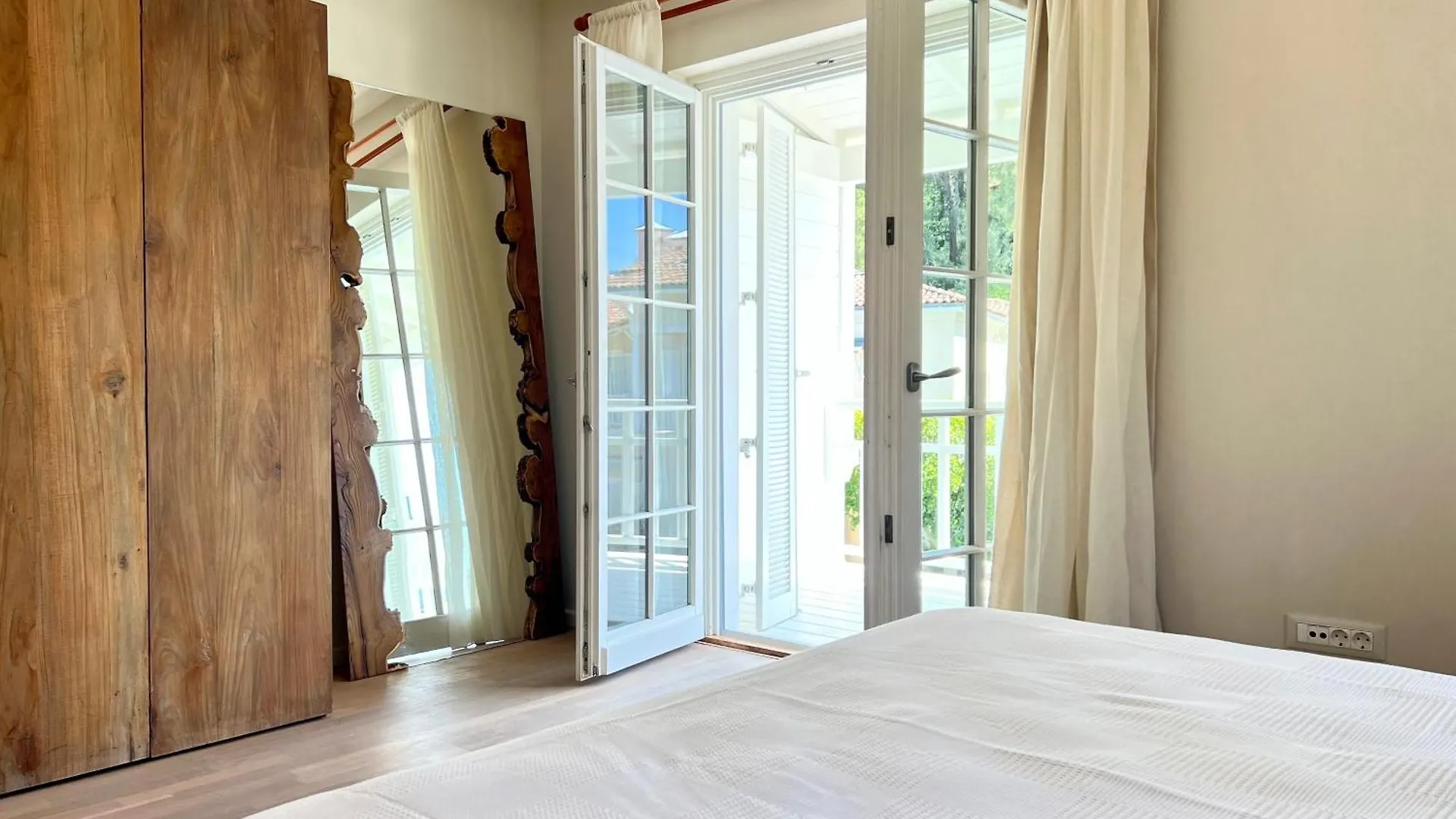 Apartment Portville 120 Stunning Corner Villa In Portville W/Canal Access In Gocek Fethiye
